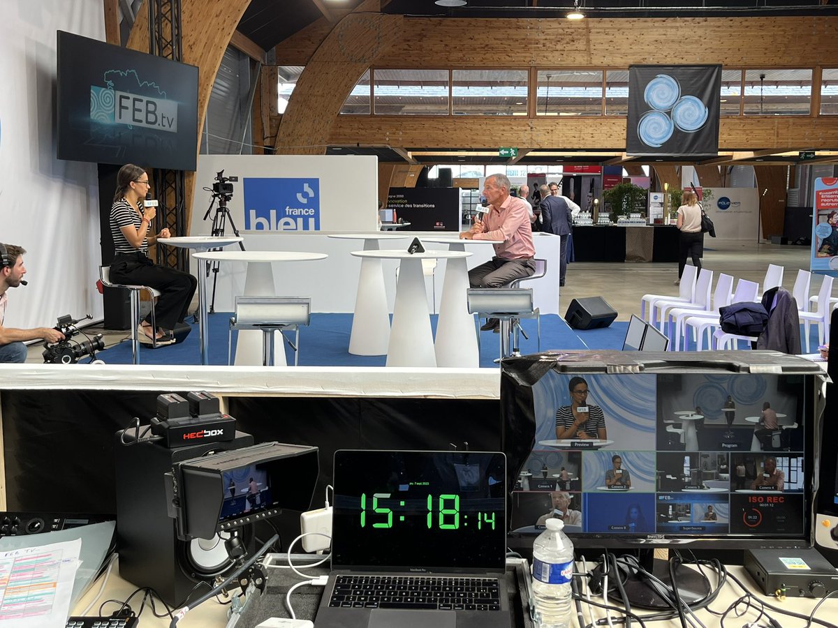 Niji_Digital's tweet photo. [#FEB2023] Notre dernière prise de parole sur la #FEBTV au cœur du Village pour débriefer de nos plénières alliant #TransfoNum et Transition énergétique mais aussi expliquer notre démarche #RSE. Avec @HuguesMeili https://t.co/HnEsDGCSqm