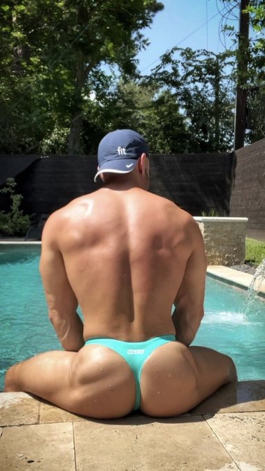 Smexy https://t.co/MKVW3ctapj