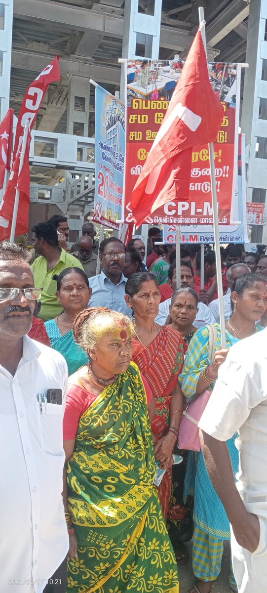SJayasankaran's tweet photo. விலைவாசி உயர்வு, வேலையின்மைக்கு எதிராக
செப் 7 வியாழக்கிழமை
கிண்டி இரயில் மறியல் போராட்டம்
#cpimsouthchennai https://t.co/AmmCf3YLoR