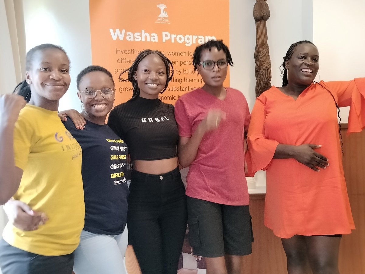 Day 4 #Hamasishadada  Unpacking the concept of resource mobilization  skills and M&amp;E .  #Endgbv  #bluehorizon #Thursdayinblack. <a href="/AkiliDada/">Akili Dada</a> <a href="/amwaafrika/">Akina Mama wa Afrika</a> <a href="/Cwid4Cwid/">Collaboration of Women In Development - CWID</a>