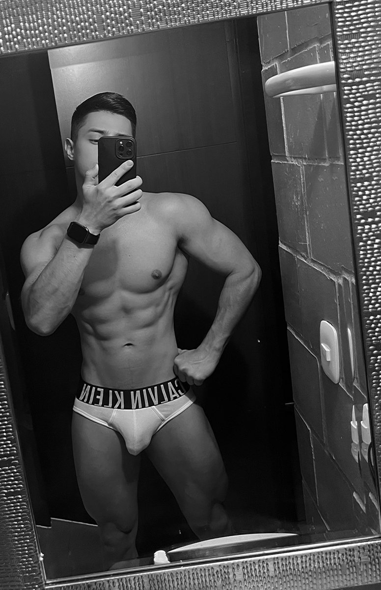 Devinhuntter1's tweet photo. Hello guys 🌙
@Flirt4Free @Flirt4FreeGuys https://t.co/7qnxyQu1ui