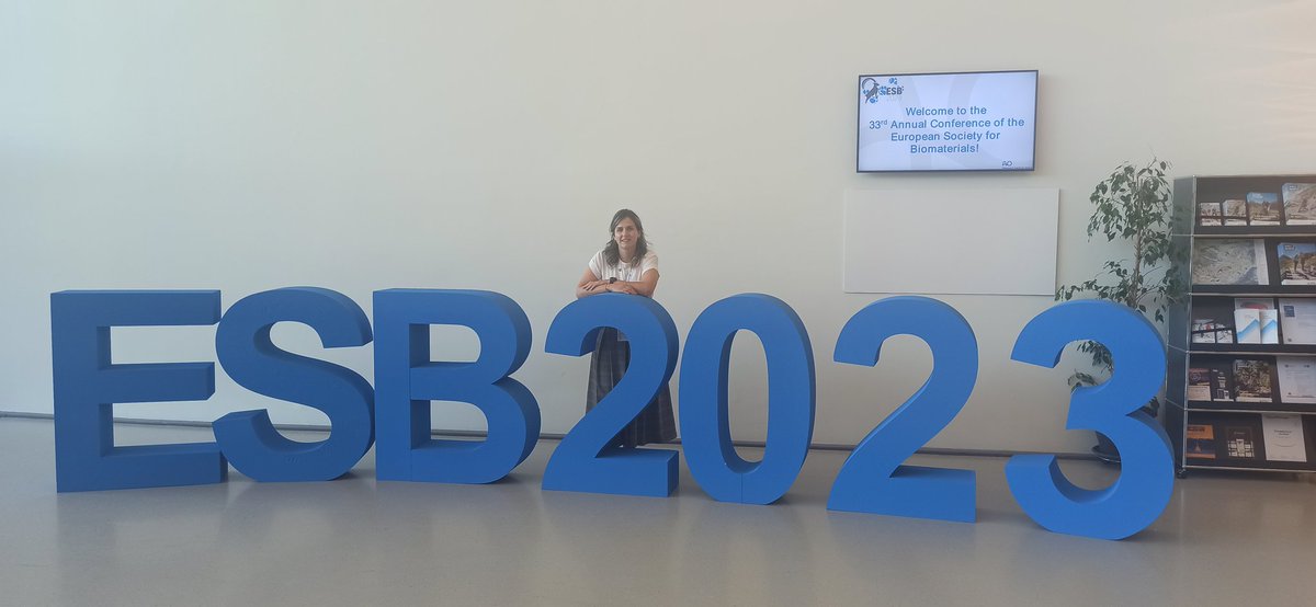 Vânia Castro (@vaniaisa_castro) on Twitter photo I'm so glad I had the chance to present my PhD work at the @ESB2023 conference today. Thank you to all people who contribute for this work .😀 <a href="/AnaRitaAraujo10/">Ana Rita Araujo</a> <a href="/iva_pashkuleva/">Iva Pashkuleva</a> <a href="/RicardoAPires/">Ricardo Pires</a> <a href="/RLGReis/">Rui L. Reis</a>
<a href="/3bsuminho/">3B's Research Group</a> I'm so glad I had the chance to present my PhD work at the @ESB2023 conference today. Thank you to all people who contribute for this work .😀 <a href="/AnaRitaAraujo10/">Ana Rita Araujo</a> <a href="/iva_pashkuleva/">Iva Pashkuleva</a> <a href="/RicardoAPires/">Ricardo Pires</a> <a href="/RLGReis/">Rui L. Reis</a>
<a href="/3bsuminho/">3B's Research Group</a>