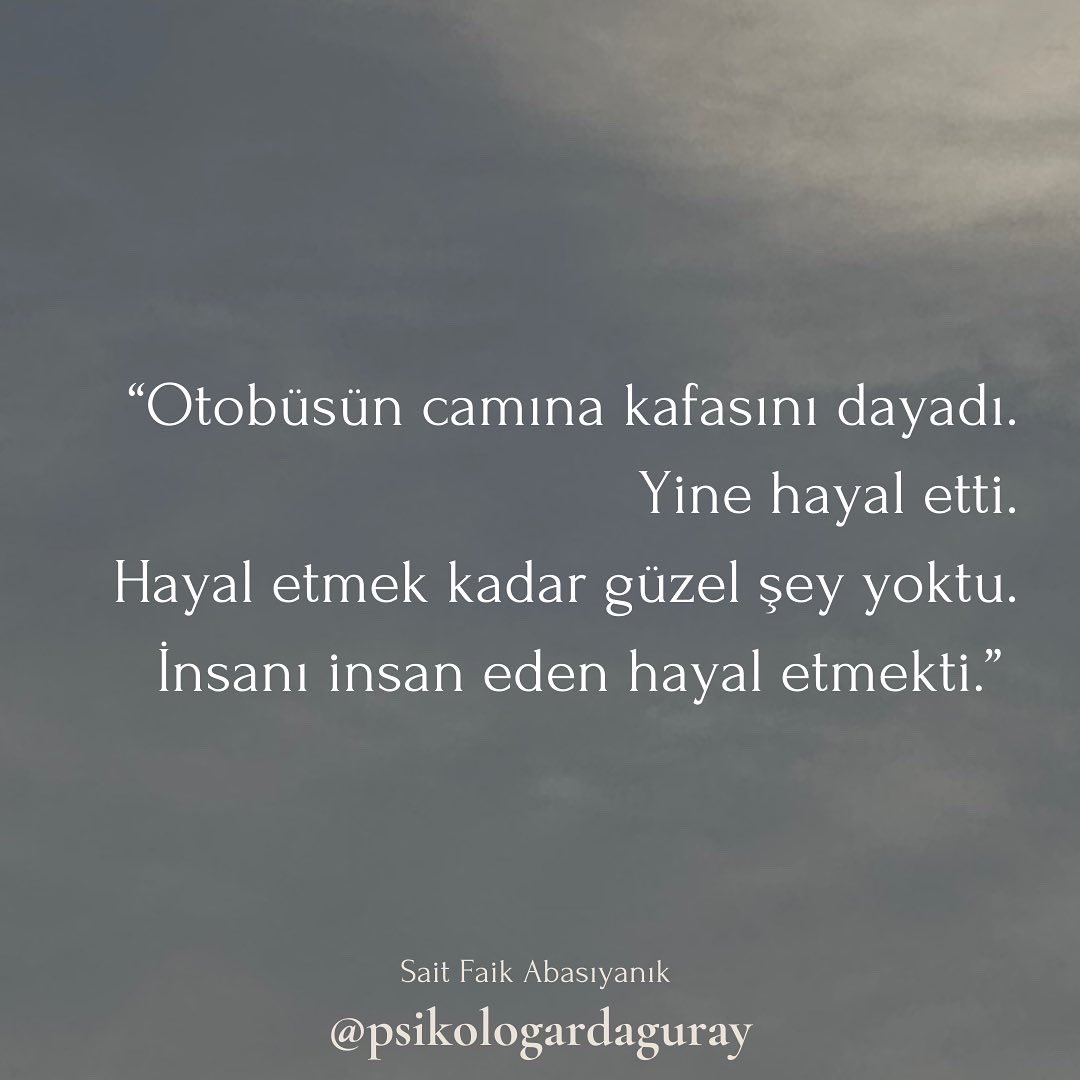 pskardaguray's tweet photo. Toprakla buluşan yağmur kokusu, güneşin ufuktan süzülüşü ve sonbaharın yüreğime dokunan ilk okumaları… Hoşgeldin Eylül! 🍂🌫️

#psikologardagüray #psikoloji #sonbahar #kitapalıntıları #keşfet #izmirpsikolog #huzur #psikolojikdanışmanlık #terapi #kişiselgelişim #terapist https://t.co/F5PNyb1W1s