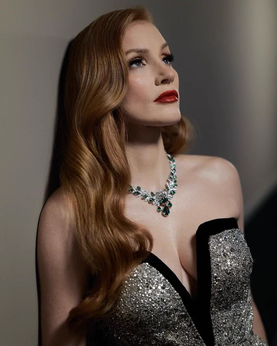 JESSICA CHASTAIN F5bspZwXMAAKr27?format=webp&name=small