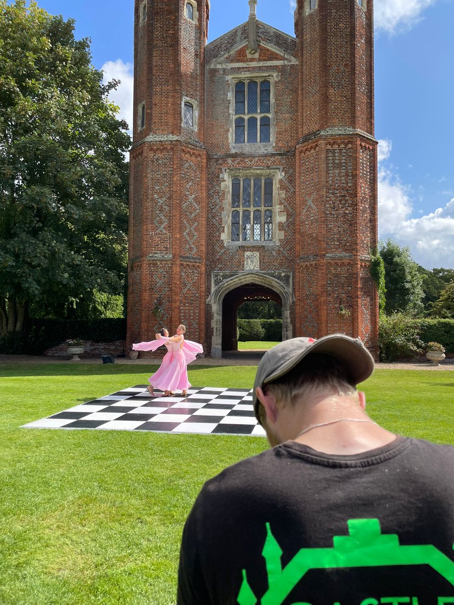 Thank you to the super talented dancers that starred in our film shoot last week. Thanks to Leez Priory for letting us film there. #ThankyouThursday #LoveEssex #DanceTalent #Dancefloors #behindthescenes #ballroomdance #ballet #ThinkEventThinkEVO #weddings
evoeventhire.co.uk/category/dance…