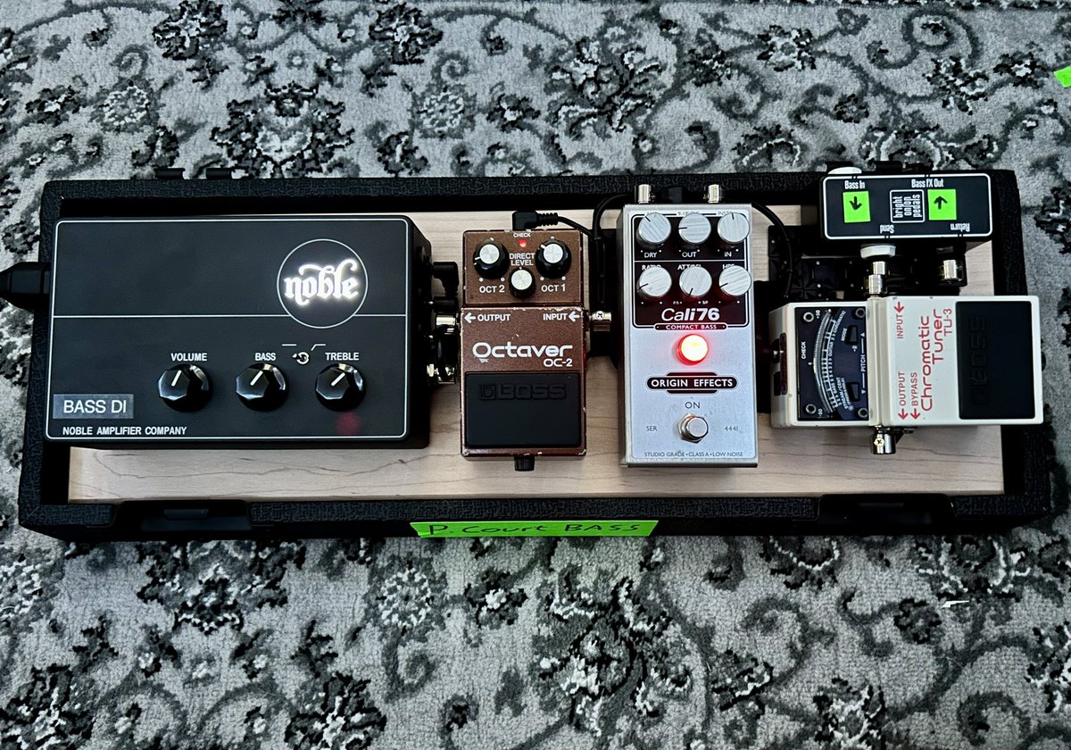 PhillCourtMusic's tweet image. Big thanks to @stringracks for another custom pedalboard! Perfect to keep my @nobleamps DI safe &amp;amp; small enough for fly gigs too 👏🎸