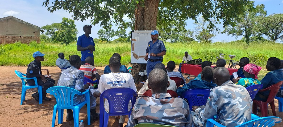 unmissmedia's tweet photo. Celebrating the International Day of Police Cooperation, #UNMISS @UNPOL officers reaffirmed their commitment to #ServeForPeace, under the @UN flag. Capacity-building activities with local police & communities were conducted across #SouthSudan.
#A4P #PK75 https://t.co/Lpmhf1qaKo