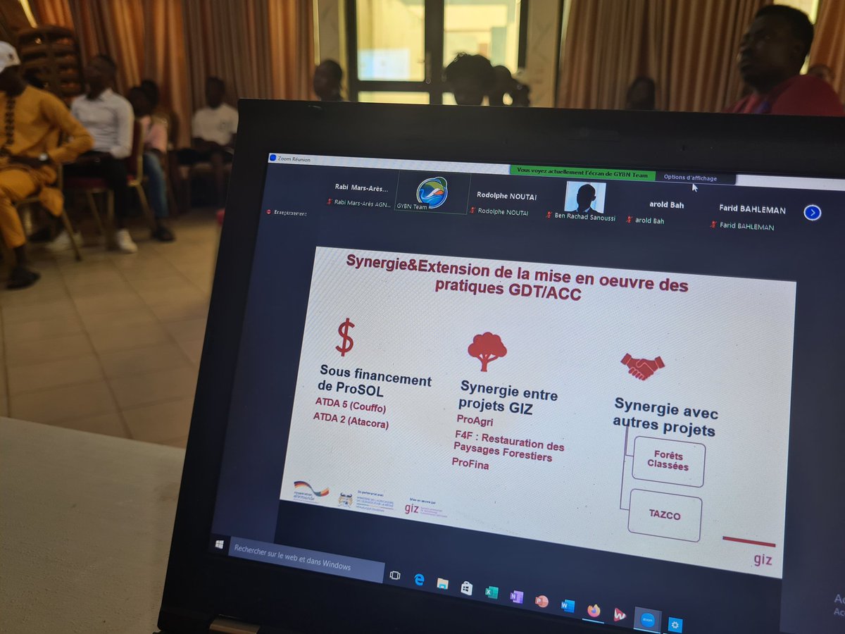 GYBNBenin's tweet image. Dans la lutte pour la préservation de biodiversité 🌿, la résilience climatique est notre alliée. Geoffroy AOUANGBO nous éclaire sur la contribution du projet #ProSol de la #GIZ à la protection de la biodiversité au Bénin. Découvrez ces efforts précieux! 🌍

 #BYBN #Biodiversité