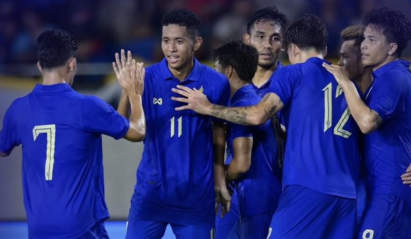 SystemFoot's tweet photo. [#KingsCup2023🇹🇭] Victoire 2-1 de la #Thaïlande 🇹🇭 contre le #Liban 🇱🇧 !

⚽️ #Ayoub (csc) 45’+3
⚽️ #Dangda 86’

⚽️ #Jradi 57’

#THALBN https://t.co/bjYiWPViU1