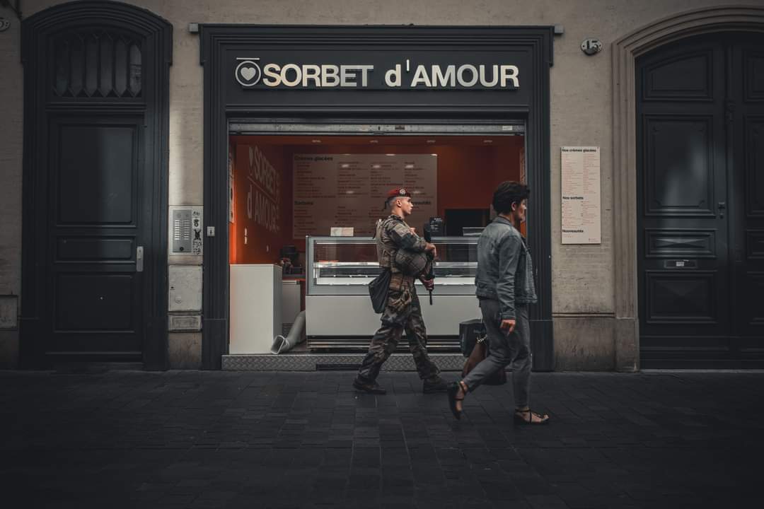 17eRGP's tweet image. #FiersDeNosParas

Depuis quelques semaines, les sapeurs-parachutistes de la 2e compagnie de combat du génie du #17RGP sont déployés dans le cadre de l’opération #Sentinelle.

 Ils sont engagés #AVosCôtés au quotidien 👊