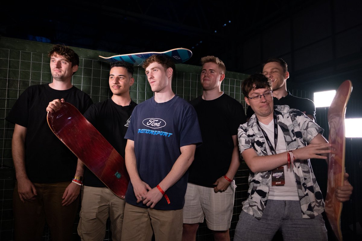 #i71TF2 is happening this Weekend! 

No SVIFT this time though, but good luck to honorary SVIFT member <a href="/sneaky_tf/">russ</a> , good luck!