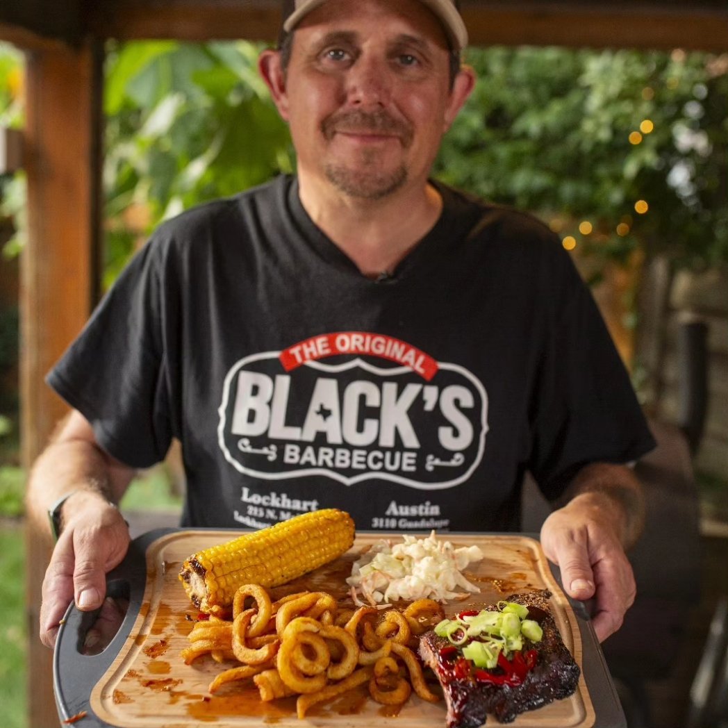 Theses were fantastic 👏 
Sticky,  smoky, sweet, savoury, and spicy BBQ baby back pork ribs! 
Great day, filming and feasting!

#goochiesbbq #babybackribs #porkribs #bbq #ribs #outdoorcooking #bbqlife #smoker