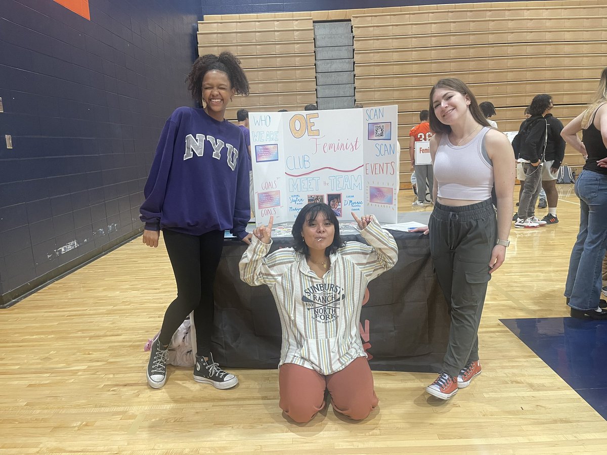 OlatheFutureEd's tweet photo. Love seeing so many @Olathe21st leaders @OlatheEastHawks Activities Fair today! Get involved and find your flock OE! 
#edrising #teachingisleading #getinvolved #ctsolife #studentorgs https://t.co/22T4YGGw83