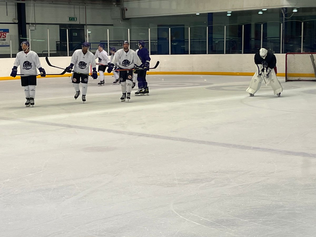 ClanIHC's tweet photo. 🏒 | A change of scenery for training camp 

📍 @KALeisure Auchenharvie https://t.co/QfIIZK7PFz