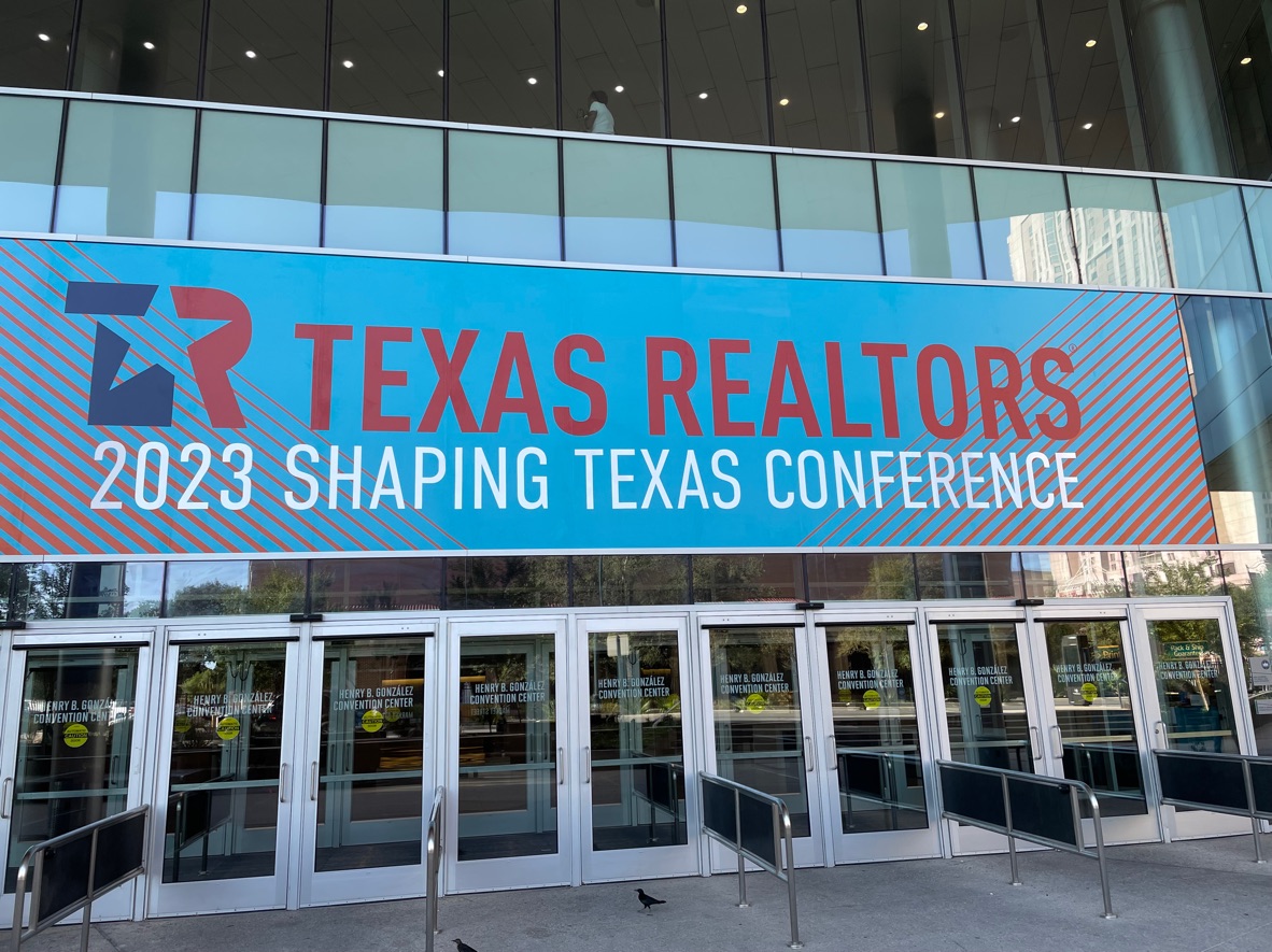 TXRealtors's tweet photo. The festivities have begun! #shapingtexas https://t.co/LC3zhoK54z