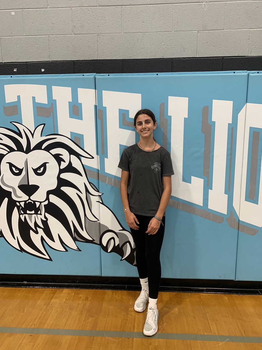 coachj_rhodes's tweet photo. Ava Alves is a 9th grade student at Warhill. This a super young lady. She set the 9th grade record for the 20 meter pacer test in PE 1. She is out-dog-on-standing!!! @WarhillHigh #PowerInThePride https://t.co/e8TNLQCtd3