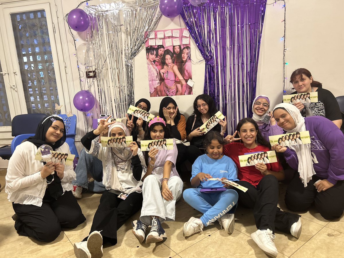 idle_egypt's tweet photo. احنا حقيقي مبسوطين اننا قابلناكم يا نيفيز النهارده و نتمنى اننا نشوفكم دائما مبسوطين شكرا للنيفيز اللي جم و استمتعوا احنا كمان استمتعنا جدا
#GIDLE
@G_I_DLE https://t.co/PAFQ3xnGXw