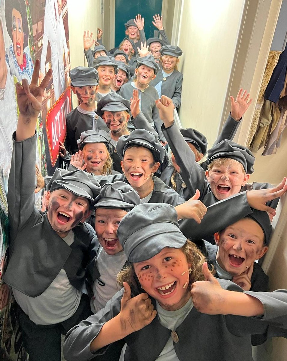<a href="/St_Benets/">St Benet's</a> An amazing performance by the cast of Oliver! <a href="/TyneOperaHouse/">Tyne Theatre & Opera House</a> <a href="/AstraEnts/">Astravaganza Entertainment</a> Super proud of Monica 🥰🎭🌟