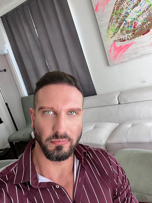 Well this was me eating ass in march with my Newley just done hair transplant 👨&zwj;🦲(yup it falls out before<a href="/tag/staypretty"class="tags"><span>#staypretty</span></a>