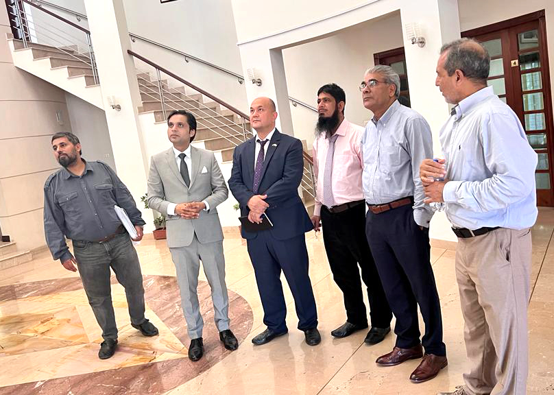 MMuhamadShahbaz's tweet image. Exciting business meeting with worthy ambassador of Uzbekistan in Islamabad! 📷📷📷
We had a fantastic meeting with His Excellency, the ambassador of Uzbekistan at the Embassy of Uzbekistan in Islamabad! 
#EmbassyVisit #Uzbekistan #Pakistan #TradeProspects #CulturalExchange