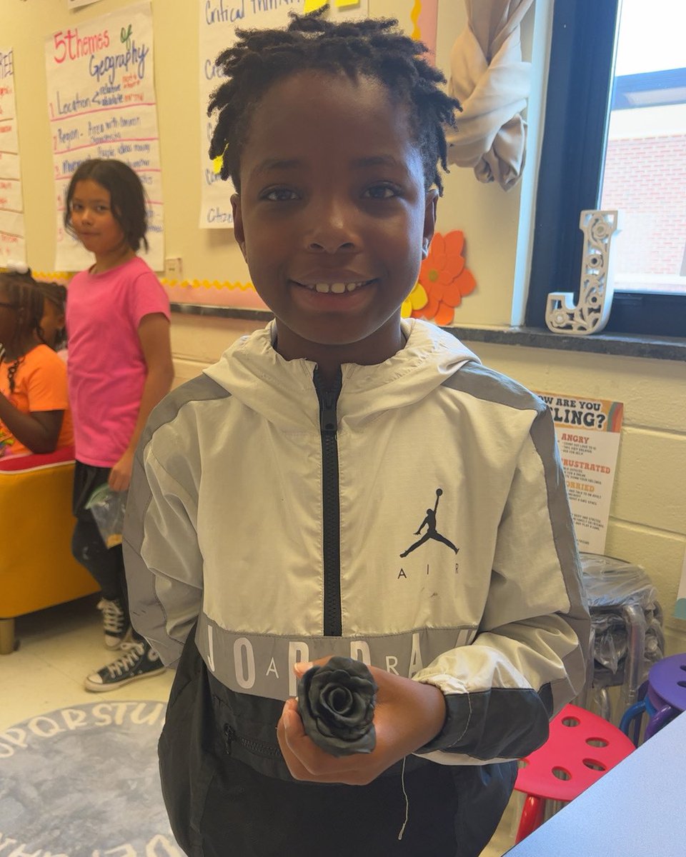 Jayne Beale tweet media