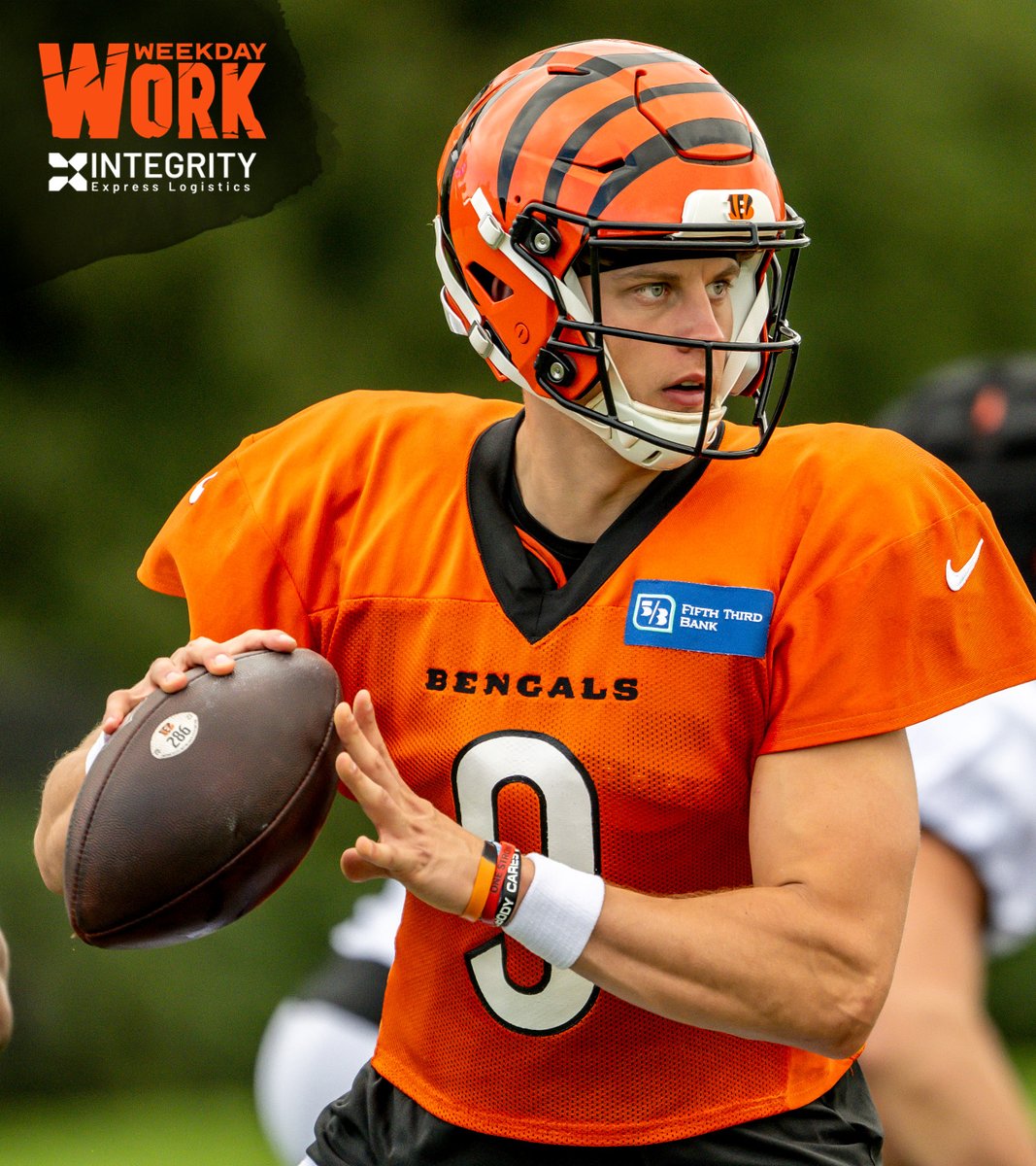 Bengals's tweet photo. Closing in on gamedey.

Weekday Work | @IEL_LLC https://t.co/s2kzxD25pX