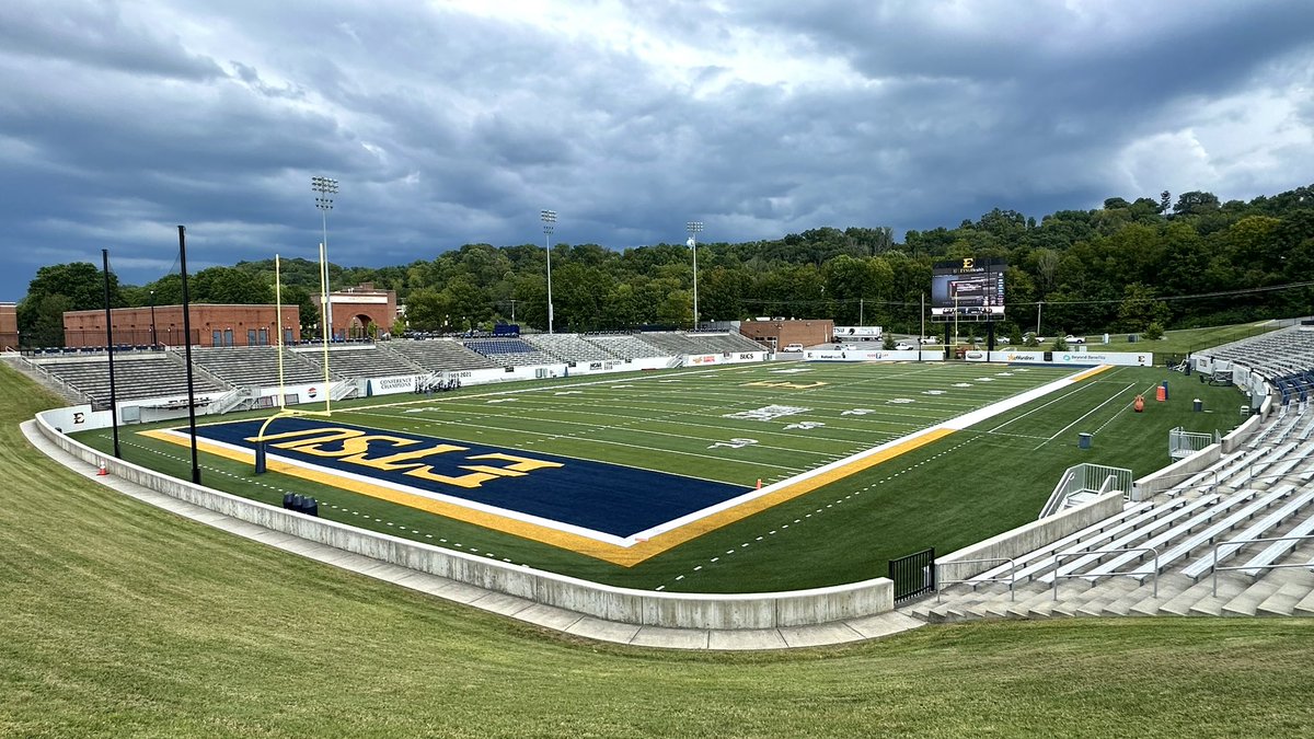 🚨FCS Stadium Visit🚨 🏟️ William B. Greene Stadium 📍 Johnson City, TN 🏠 @ETSUFootball 🕰️ Opened in 2017 🪑 7,694 seats 1️⃣ 1st home game 9/9 vs Carson-Newman #ETSUTough 🏴‍☠️