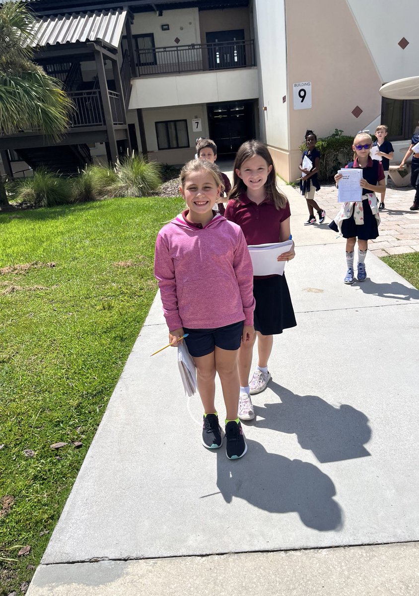 These kids LOVE a good energy walk! 😂😍 We found many examples, made observations, made inferences, and even added more wonders to our Wonder Wall!