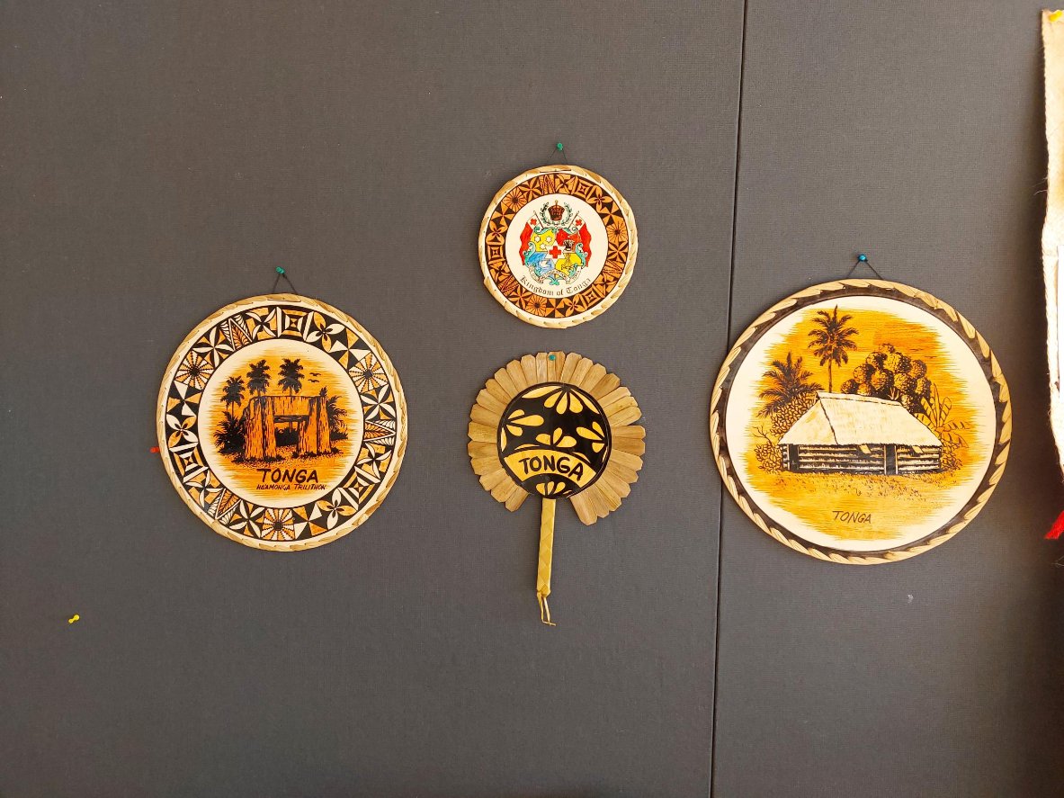 NzftsA's tweet image. Mālō e Lelei! Booth College of Mission has been celebrating Tongan Langauge Week in Aotearoa &amp;amp; learning some Tongan words or sharing something new about our people and Tongan culture. &apos;Ofa ke mou ma&apos;u ha uike fiefia mo fonu Kelesi&apos;ia (Have a blessed weekend)! #TonganLanguageWeek