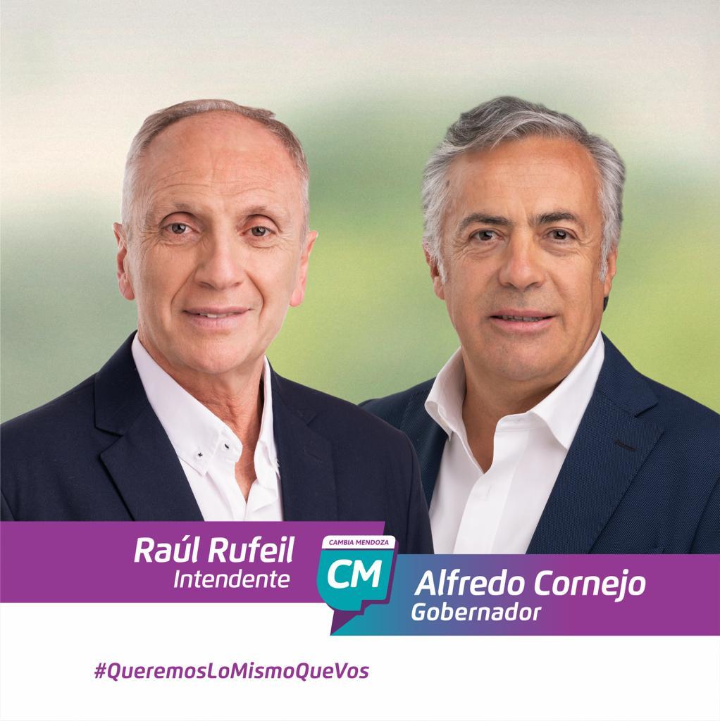 CambiaSanMartin's tweet photo. DE TU LADO

Vamos a seguir transformando realidades en San Martín junto a @Raulrufeilok Intendente y @alfredocornejo Gobernador  seguirá profundizando cambios en la provincia de Mendoza.

#QueremosLoMismoQueVos
#aRRibaSanMartin
#aRRibaMendoza

@FrenteCambiaMza https://t.co/JVJRleFuYW