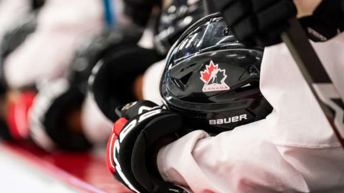 In collaboration with its Members and partner leagues, Hockey Canada has released a document that clarifies significant differences for participants in sanctioned and non-sanctioned hockey programs, including player safety, insurance, eligibility, playing rules, high-performance