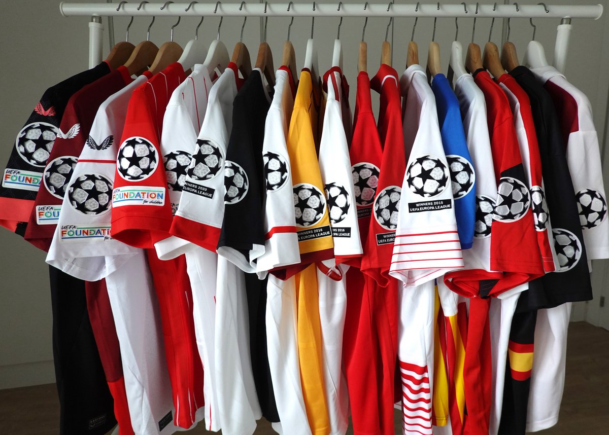 Benditos Colores tweet media