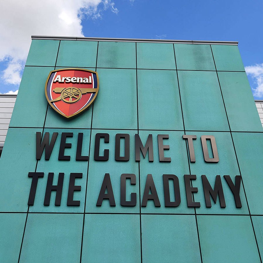 RandyAFC's tweet image. Profitons de la trêve internationale pour nous pencher sur l’académie d’Arsenal ! 

Extrêmement réputée et à juste titre car elle a permis à de gros talents d’émerger sur la scène du football mondial 🧶