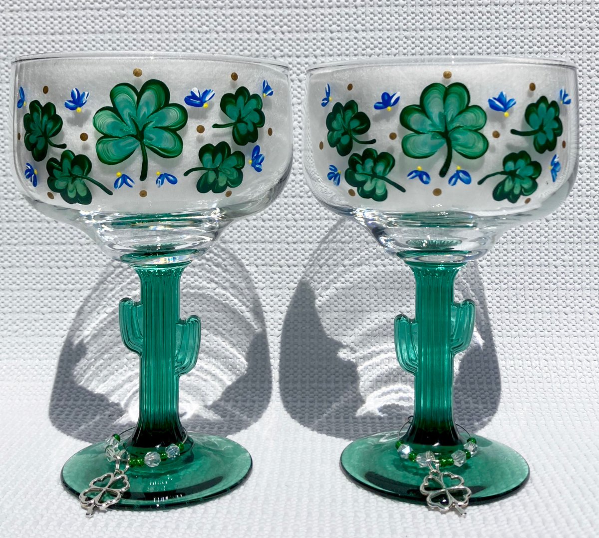 etsy.com/listing/106591… #cactusglasses #mararitaglasses #irishglasses #SMILEtt23 #shamrockglasses #irishgifts #etsygifts