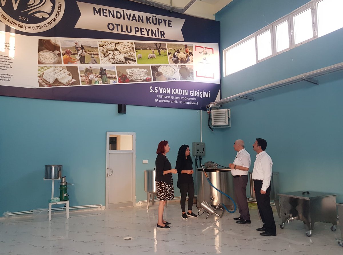 vantarimorman65's tweet photo. İl Müdürümüz İbrahim GÖRENTAŞ,TKDK İl Koordinatörü İbrahim BAŞAK,İl Md.Yrd'mız Neşe hanım ile birlikte işgem de bulunan,S,S Kadın Girişimi kooperatifini ziyaret ederek IPARD II Programı kapsamında 13.cagrı bilgilendirmesinde bulundular.
@ibrahimyumakli @tcvanvaliligi @igorentas https://t.co/WF4ktiqjkI