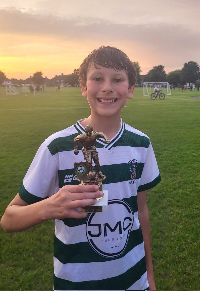 Good tough 11 aside game against TowerHill Boys tonight. Both teams put in great effort in our final pre season game. Well done both team's 👏.  Our lads came up just short in the end but overall good performance from the boys. Our MOTM was Arly🏆Well done mate.