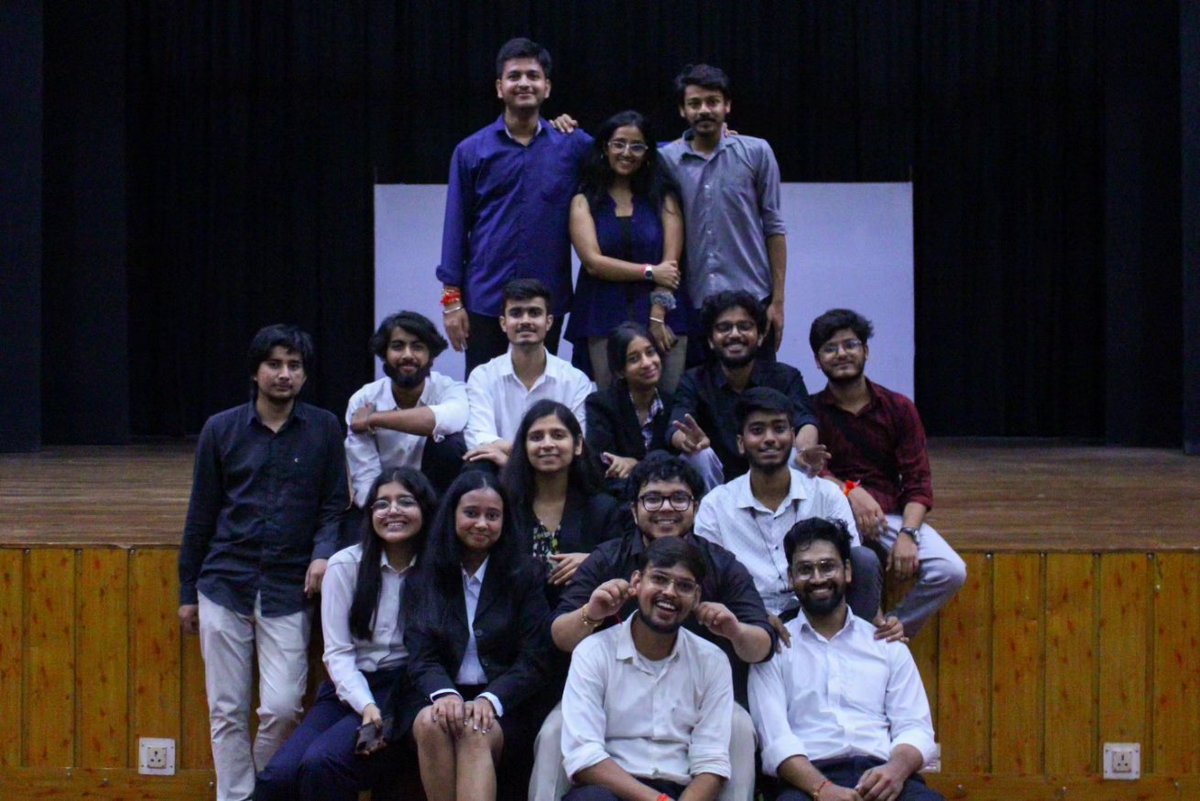 GDSC_NITH's tweet photo. Successfully conducted and wrapped up the "Info Session: Unravel" on September 3, 2023 with our wonderful team. 💯 Marked with unmatched enthusiasm and an incredibly lively audience, this was an event of dreams! ❤️✨

Stay tuned for more updates! 🔔

#gdscnith #gdscinfosession https://t.co/osK5AE4y9g