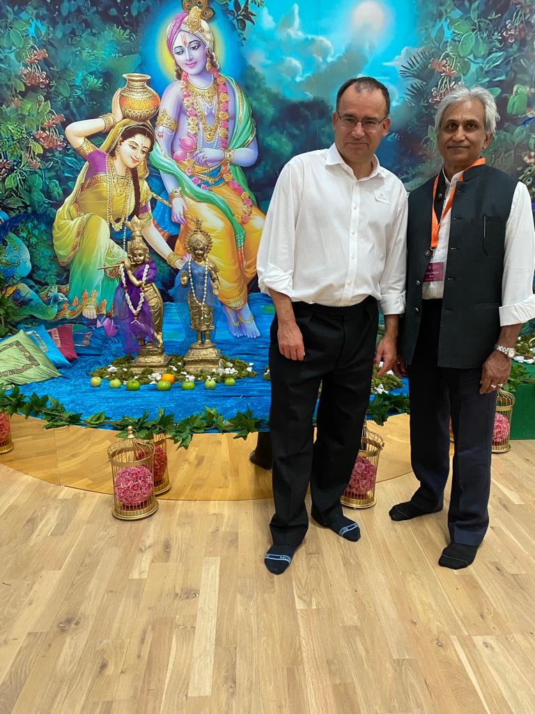 Privilege to celebrate #HappyKrishnaJanmashtam at the Bhaktivedanta Manor on their 50th anniversary &amp; be one of more than 60,000 visitors privileged to take Darshan at this remarkable temple. 

Many thanks to Sanjay Gadhvi for looking after me.