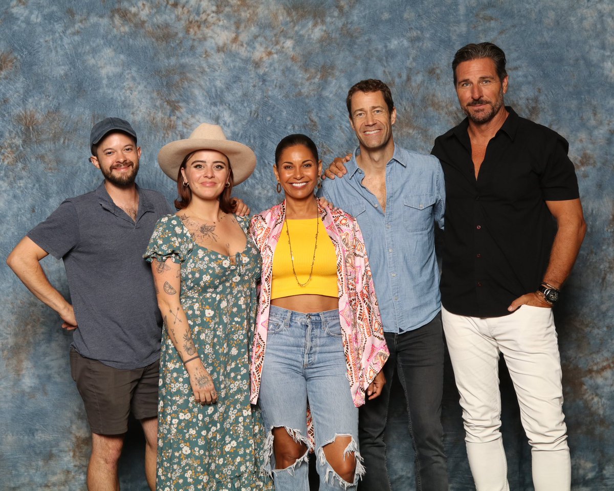 neilgrayston's tweet photo. Forgot to post it here, but I casually ran into some random fun people last weekend! https://t.co/mRiWjK0kdn