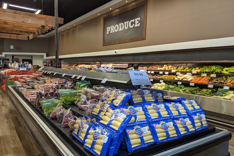 growernews's tweet image. Value Chain Management International says the consultation paper issued on August 1 by Environment and Climate Change Canada contains poorly conceived policies. @ValuechainsAg @environmentca 
thegrower.org/news/plastic-p…