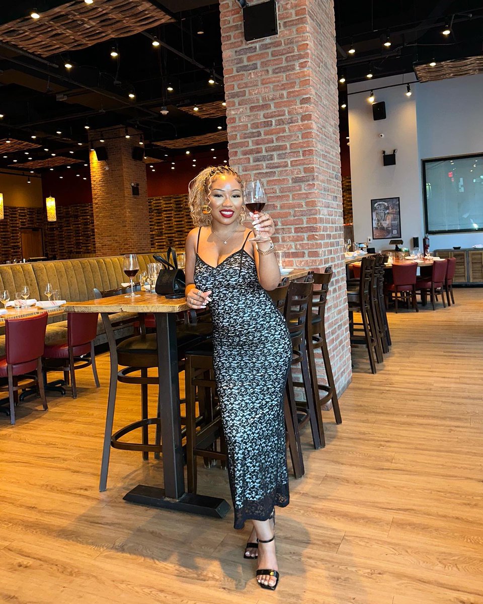 StyleofCat's tweet photo. Wine tasting in Philly > https://t.co/opfogssooa