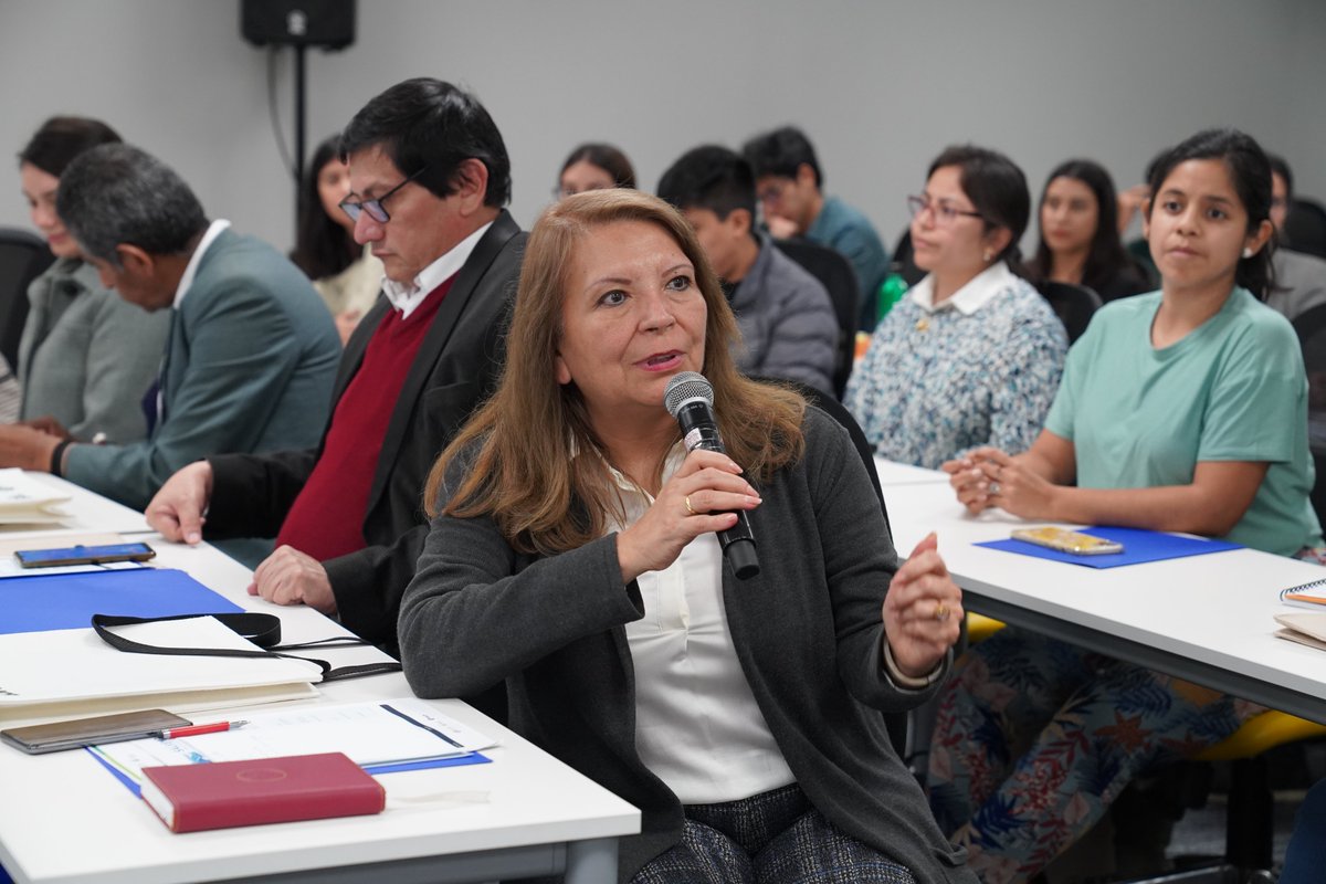 🌊Compartimos algunas fotografías del conversatorio sobre #ContaminaciónPlástica, cuyo espacio permitió explicar la situación y proyección de las negociaciones para el Acuerdo Internacional sobre Contaminación Plástica que busca descontaminar nuestros mares, océanos y ríos.