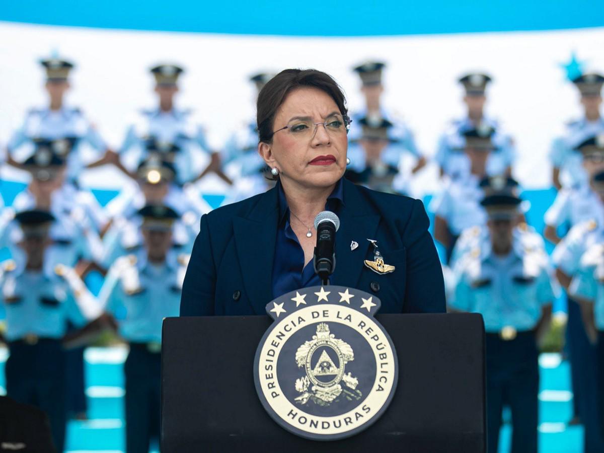 🇭🇳 #Honduras - Aprobación de la presidenta Xiomara Castro

🔵Desaprobación 51% 
🔴Aprobación 16% 
Regular 33% 

Encuestadora Paradigma