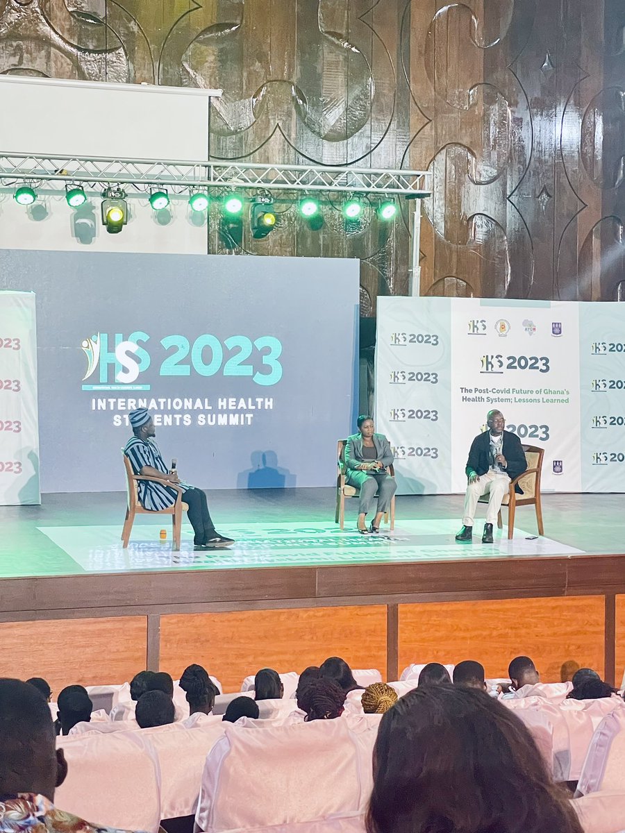 NahsagASHZONE's tweet photo. The Dean of the School of Veterinary Medicine-KNUST has comprehensively explained the One-Health concept to the house. 

#nahsag #ihss23 #united4health https://t.co/h6dWh54ZZd