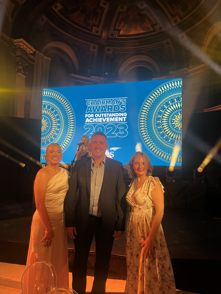 Super proud of our pre-construction team recognised at this years Chairman’s awards 👏<a href="/RachScho_SES/">Rachel</a> <a href="/BaileyMegan00/">Megan Bailey</a> &amp; Viktoriia <a href="/Engineering_SES/">SES Engineering Services Ltd</a> <a href="/RobertCDoherty/">Robert Doherty</a> <a href="/Stevetjoyce/">Steve joyce</a> 🇬🇧🇺🇦