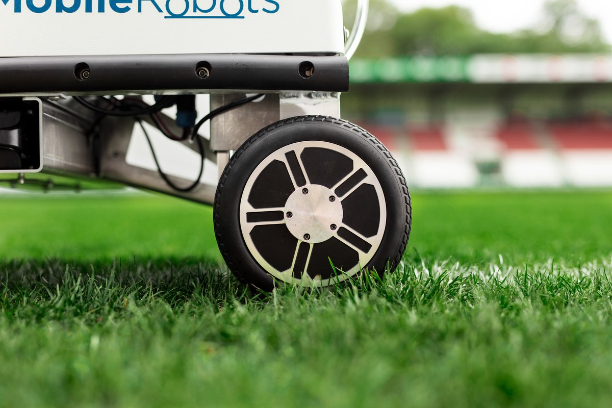 tmr_robots's tweet photo. Why is aerating important?
How often should I mow my field? 
How do I spot signs of grass disease?

Taking care of a sports field requires dedication, but the rewards are worth it. 🌱 

Read more here: https://t.co/wMRkPJvVZO

#FieldMaintenance 
#SportsFieldCare https://t.co/6OGIbwmDci