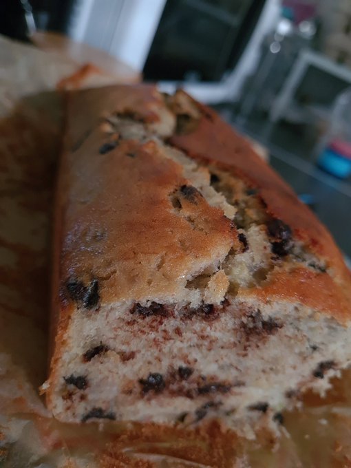 Je n'ai pas pu r&eacute;sister &agrave; go&ucirc;ter avant de faire la photo 🙈 https://t.co/4q7OZdgfGS