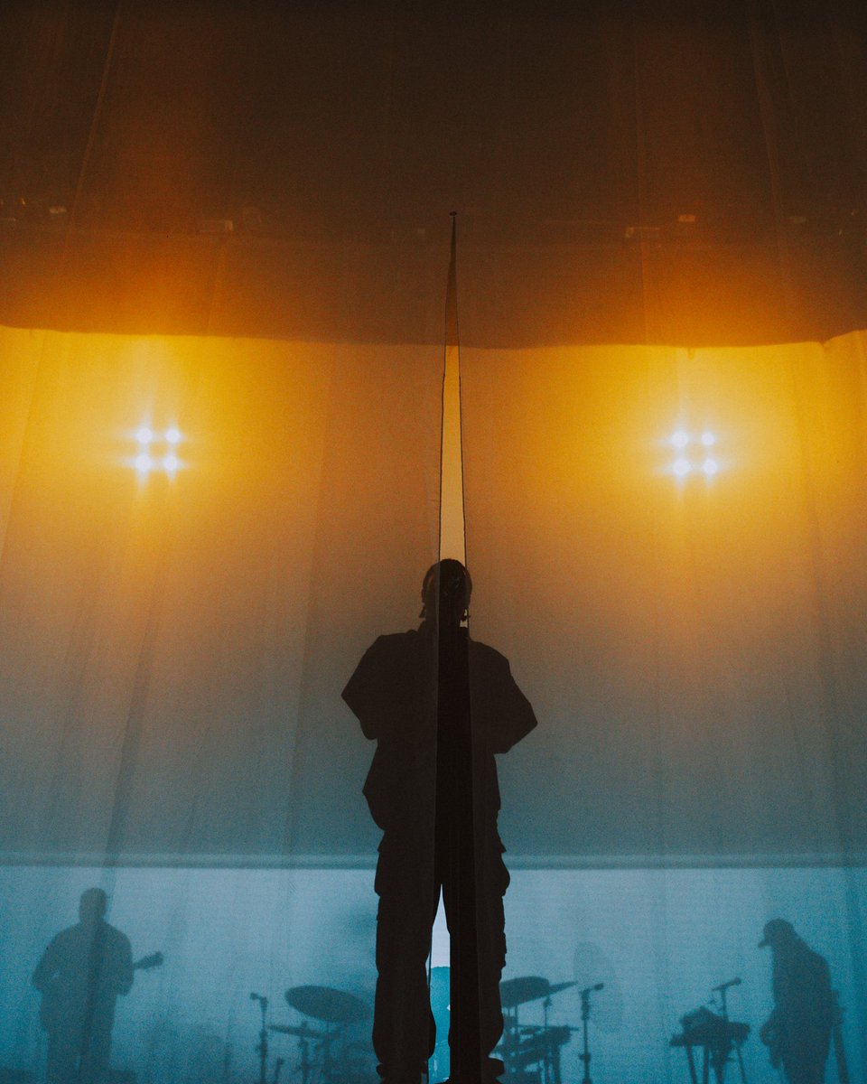 Capturesbyseth tweet media