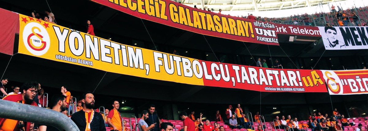 siyahalpacino's tweet photo. #BenSenYokGalatasarayVar https://t.co/ykiVkMKGqp