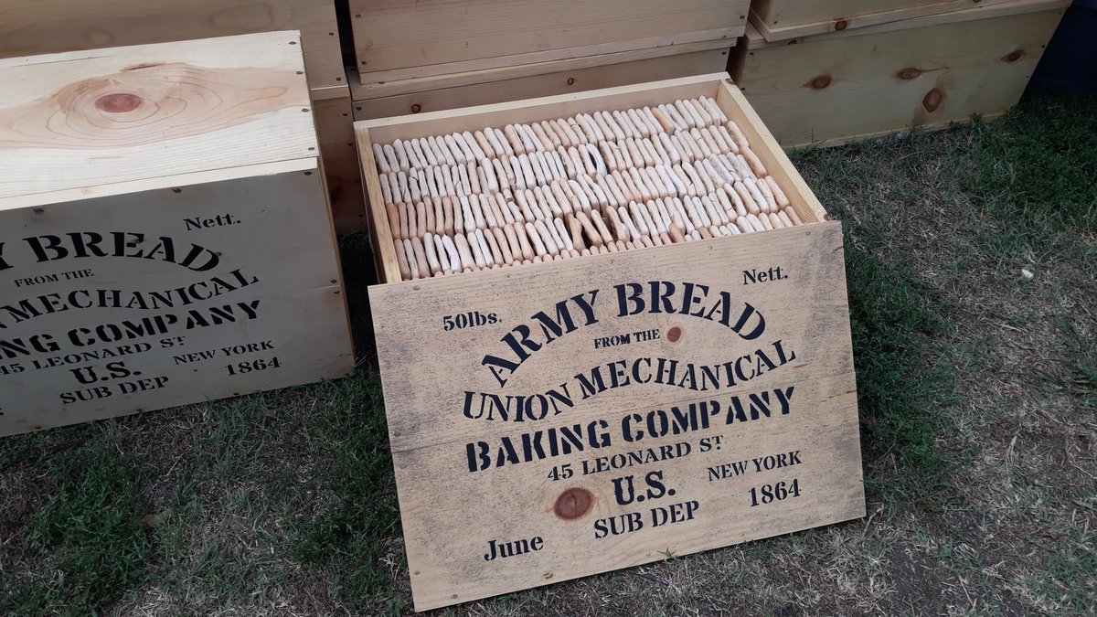 ScottMcCreaWest's tweet photo. Was at a wonderful Civil War Days reenactment this weekend. This is the Army "bread" supplied to Union soldiers; really hardtack. A different breed of men.
#CivilWar #CivilWarDays #reenactment #livinghistory #WildWest #HuntingtonBeach #bread #hardtack #rations #UnionArmy #Union https://t.co/5FkCvxw5te